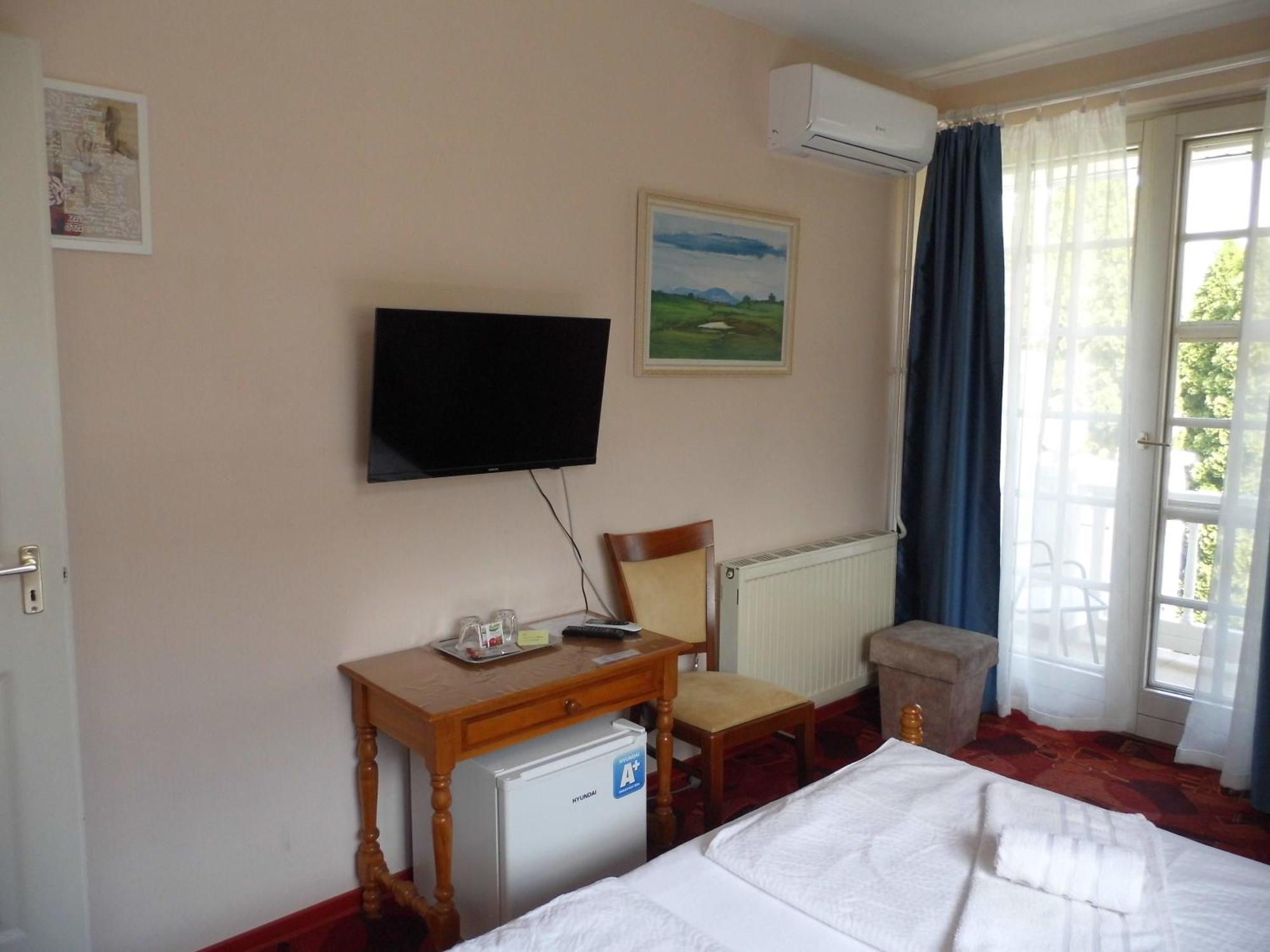 Millennium Villa Keszthely Δωμάτιο φωτογραφία