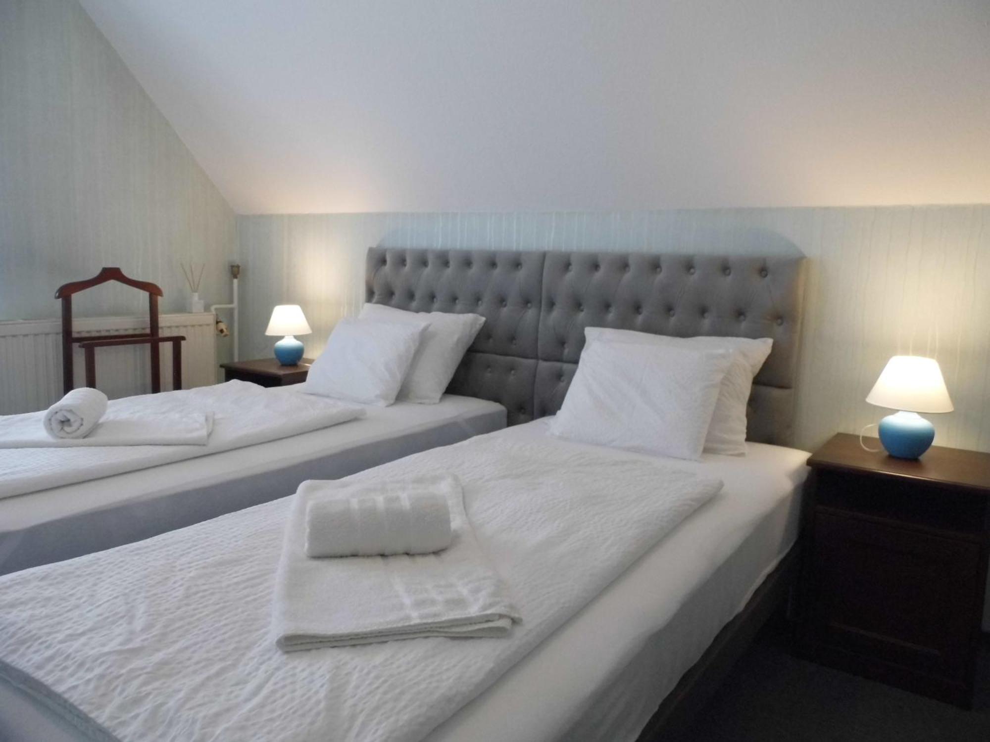 Millennium Villa Keszthely Δωμάτιο φωτογραφία