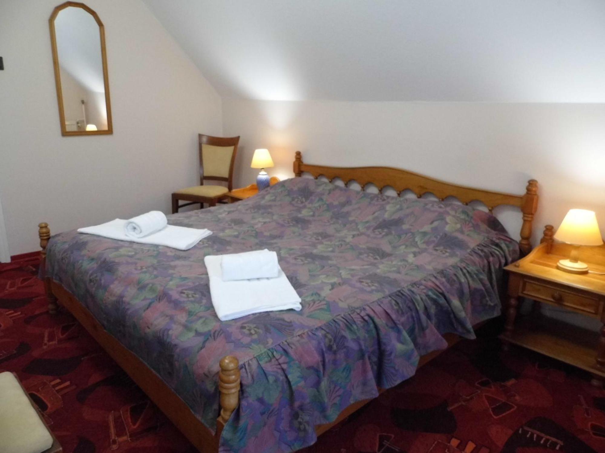 Millennium Villa Keszthely Δωμάτιο φωτογραφία